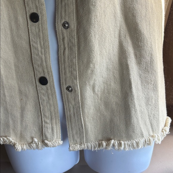 Fringe Trim Jean Jacket in Light Beige with fringe in front and back. - Picture 4 of 6